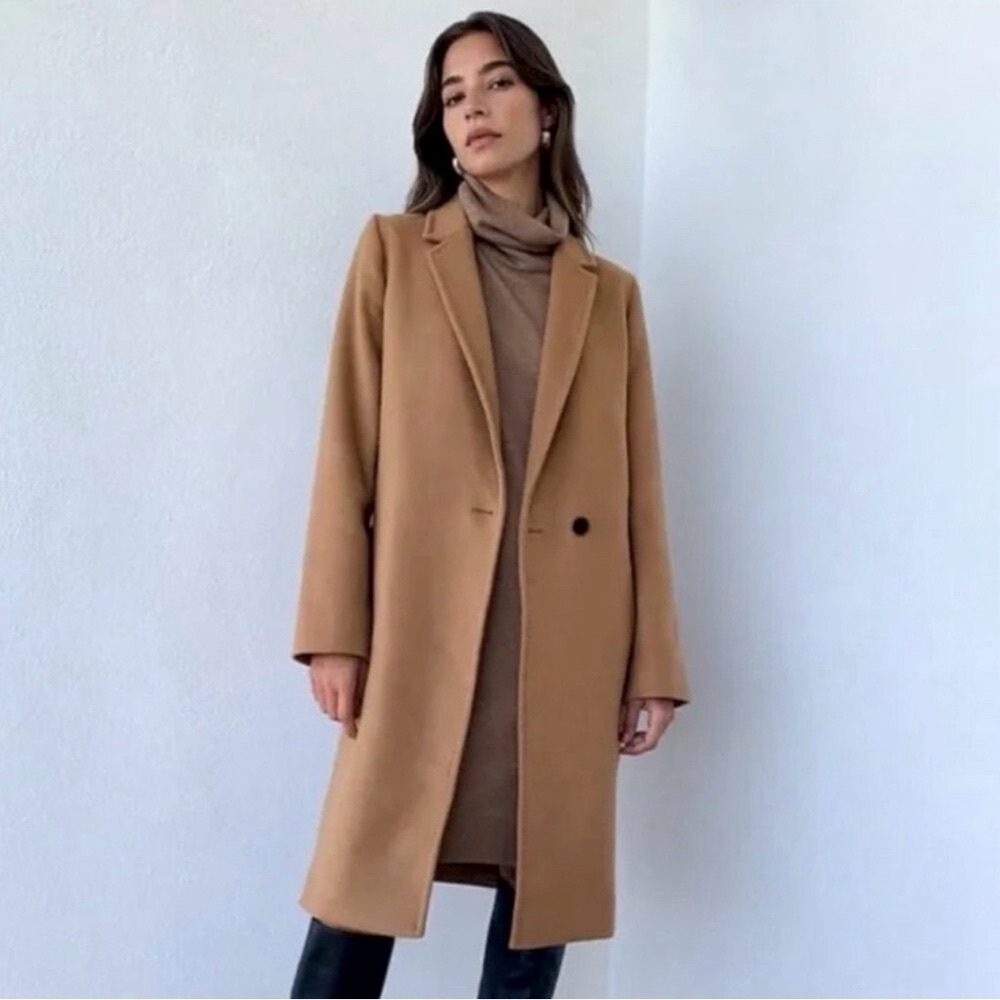 ARITZIA BABATON STEDMAN COAT IN CAMEL/ GOLD - Picture 3 of 9